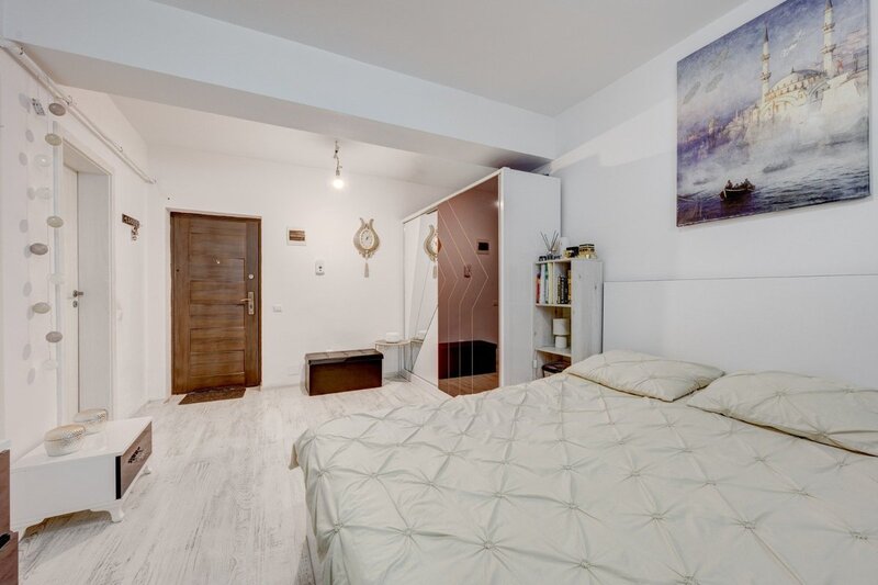 Militari Residence, Weinner Palada, garsoniera, demisol.