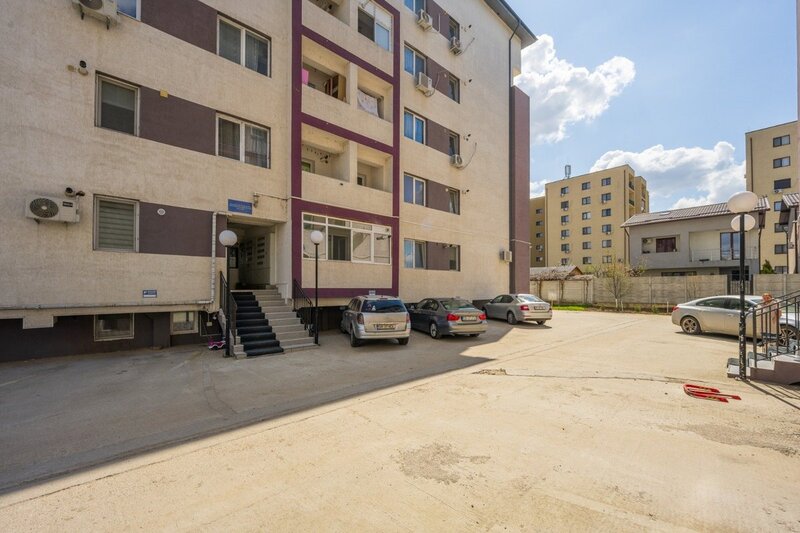 Militari Residence, Weinner Palada, garsoniera, demisol.