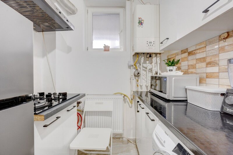 Militari Residence, Weinner Palada, garsoniera, demisol.